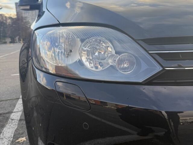 Фольксваген Гольф Плюс 2009 в Броварах на Automoto.ua Черный Фольксваген Гольф Плюс, объемом двигателя 1.6 л и пробегом 194 тыс. км за 7800 $, фото 3 на Automoto.ua