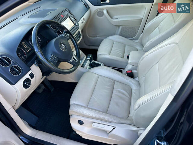 Черный Фольксваген Гольф Плюс, объемом двигателя 1.4 л и пробегом 228 тыс. км за 9300 $, фото 14 на Automoto.ua