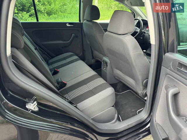 Черный Фольксваген Гольф Плюс, объемом двигателя 1.4 л и пробегом 190 тыс. км за 6800 $, фото 17 на Automoto.ua