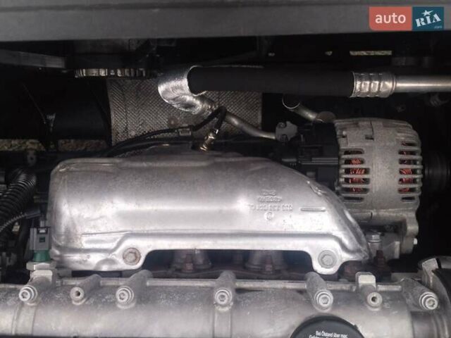 Черный Фольксваген Гольф Плюс, объемом двигателя 1.4 л и пробегом 152 тыс. км за 5999 $, фото 17 на Automoto.ua