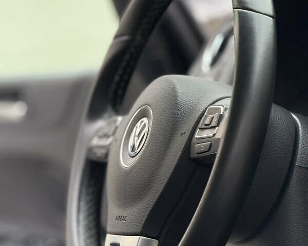 Чорний Фольксваген Golf Plus, об'ємом двигуна 1.6 л та пробігом 261 тис. км за 8750 $, фото 38 на Automoto.ua