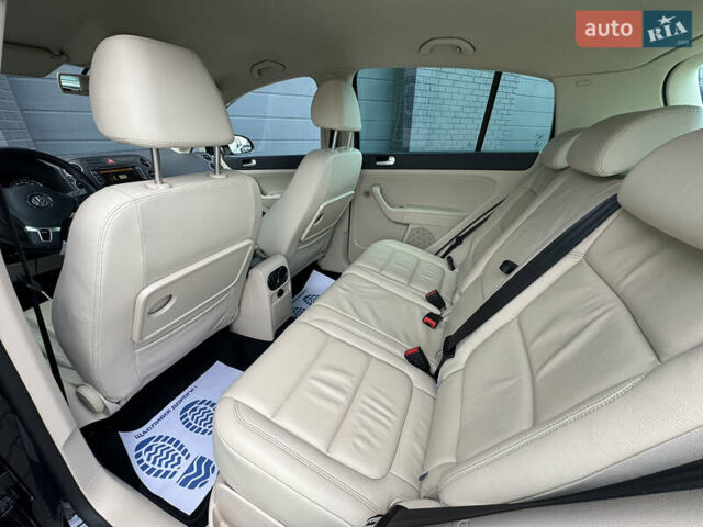 Черный Фольксваген Гольф Плюс, объемом двигателя 1.4 л и пробегом 151 тыс. км за 9500 $, фото 12 на Automoto.ua