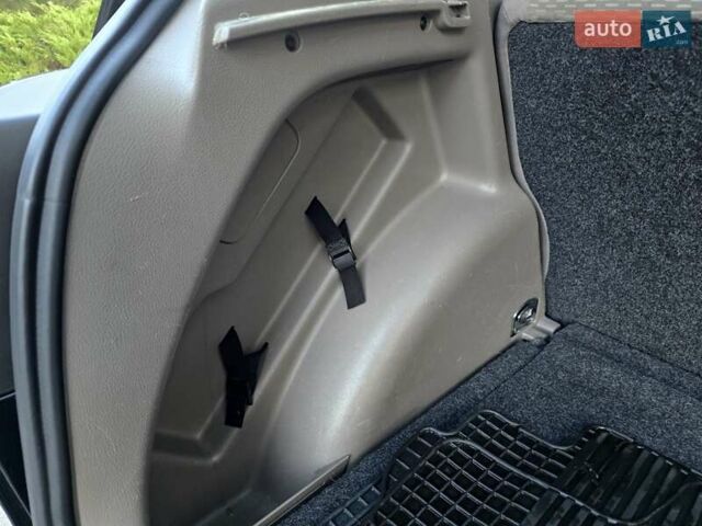 Черный Фольксваген Гольф Плюс, объемом двигателя 1.4 л и пробегом 217 тыс. км за 7900 $, фото 80 на Automoto.ua