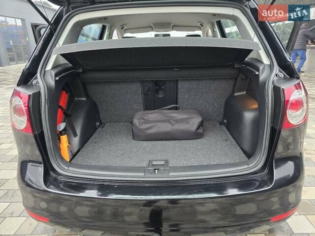 Черный Фольксваген Гольф Плюс, объемом двигателя 1.6 л и пробегом 212 тыс. км за 8299 $, фото 13 на Automoto.ua