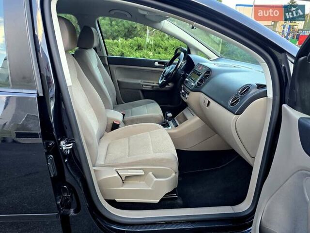 Черный Фольксваген Гольф Плюс, объемом двигателя 1.4 л и пробегом 217 тыс. км за 7900 $, фото 35 на Automoto.ua