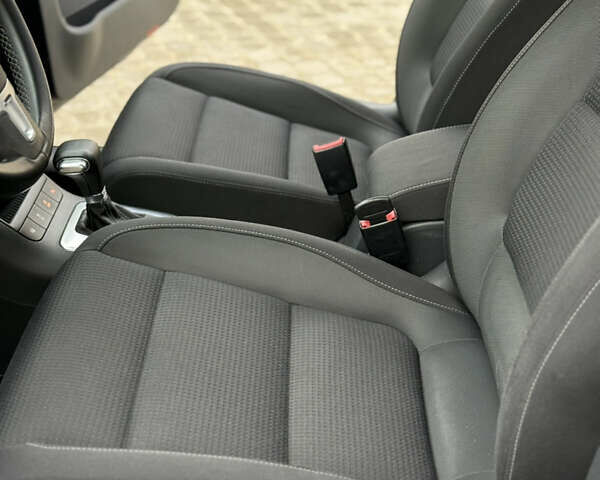 Чорний Фольксваген Golf Plus, об'ємом двигуна 1.6 л та пробігом 261 тис. км за 8750 $, фото 52 на Automoto.ua