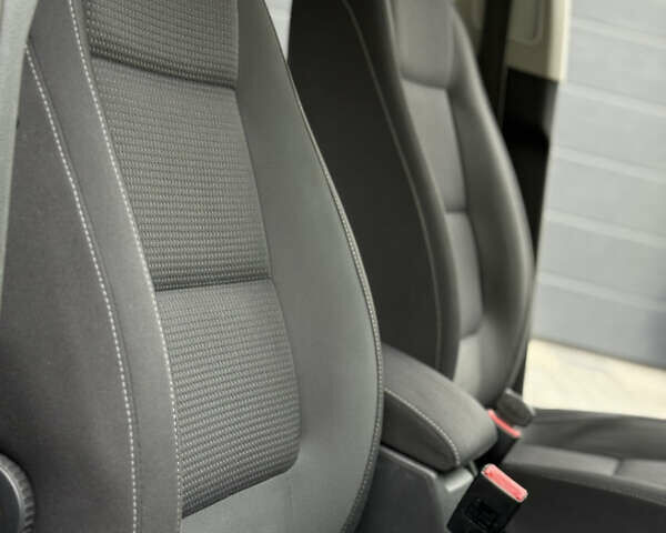 Чорний Фольксваген Golf Plus, об'ємом двигуна 1.6 л та пробігом 261 тис. км за 8750 $, фото 64 на Automoto.ua