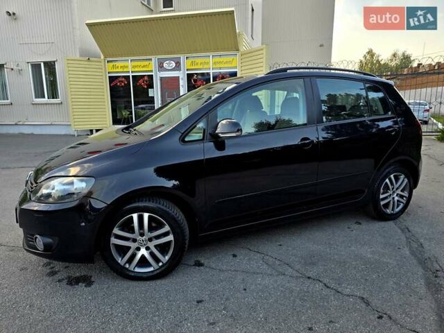 Черный Фольксваген Гольф Плюс, объемом двигателя 1.4 л и пробегом 217 тыс. км за 7900 $, фото 13 на Automoto.ua