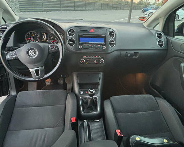 Чорний Фольксваген Golf Plus, об'ємом двигуна 1.4 л та пробігом 253 тис. км за 7599 $, фото 11 на Automoto.ua