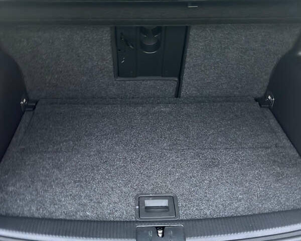 Чорний Фольксваген Golf Plus, об'ємом двигуна 1.4 л та пробігом 253 тис. км за 7599 $, фото 12 на Automoto.ua