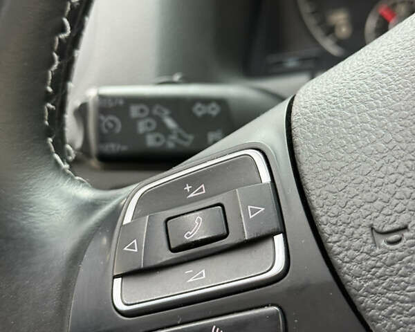 Чорний Фольксваген Golf Plus, об'ємом двигуна 1.6 л та пробігом 261 тис. км за 8750 $, фото 47 на Automoto.ua