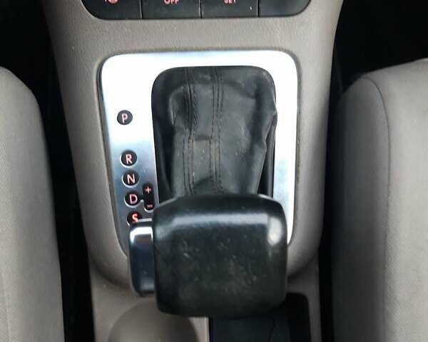 Черный Фольксваген Гольф Плюс, объемом двигателя 1.4 л и пробегом 183 тыс. км за 7777 $, фото 1 на Automoto.ua