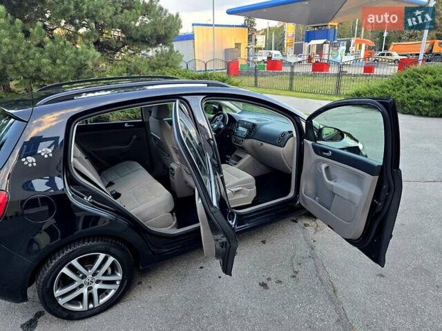 Черный Фольксваген Гольф Плюс, объемом двигателя 1.4 л и пробегом 217 тыс. км за 7900 $, фото 52 на Automoto.ua