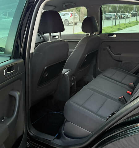 Чорний Фольксваген Golf Plus, об'ємом двигуна 1.2 л та пробігом 219 тис. км за 6850 $, фото 31 на Automoto.ua