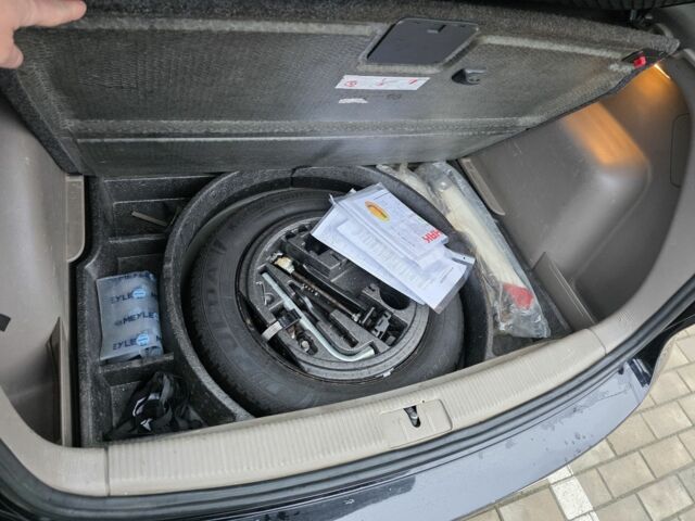 Чорний Фольксваген Golf Plus, об'ємом двигуна 0 л та пробігом 183 тис. км за 7444 $, фото 12 на Automoto.ua