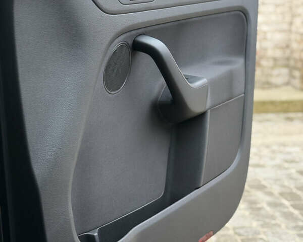 Чорний Фольксваген Golf Plus, об'ємом двигуна 1.6 л та пробігом 261 тис. км за 8750 $, фото 73 на Automoto.ua