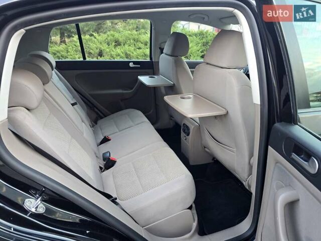 Черный Фольксваген Гольф Плюс, объемом двигателя 1.4 л и пробегом 217 тыс. км за 7900 $, фото 55 на Automoto.ua