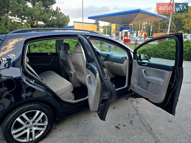 Черный Фольксваген Гольф Плюс, объемом двигателя 1.4 л и пробегом 217 тыс. км за 7900 $, фото 51 на Automoto.ua