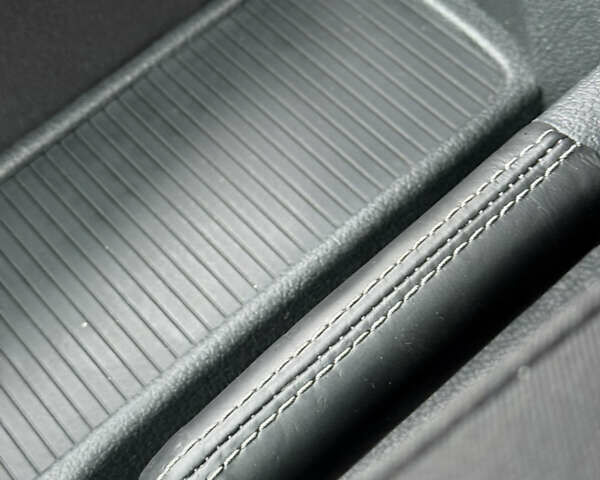 Чорний Фольксваген Golf Plus, об'ємом двигуна 1.6 л та пробігом 261 тис. км за 8750 $, фото 49 на Automoto.ua