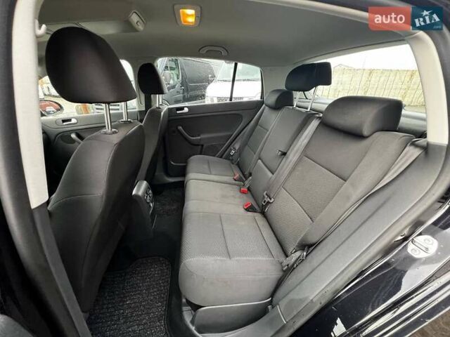 Черный Фольксваген Гольф Плюс, объемом двигателя 1.2 л и пробегом 201 тыс. км за 6780 $, фото 12 на Automoto.ua