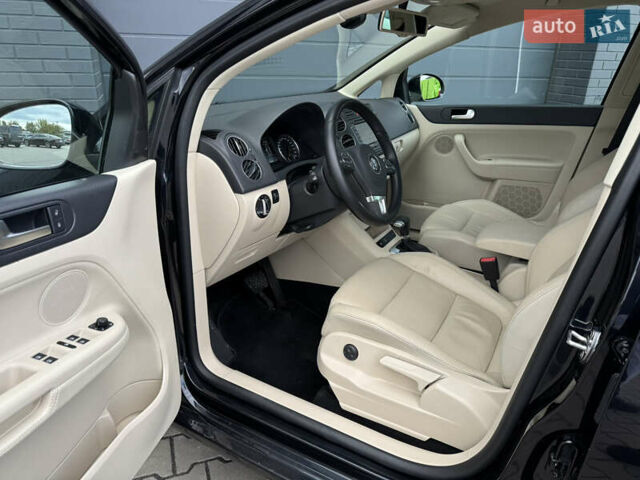 Черный Фольксваген Гольф Плюс, объемом двигателя 1.4 л и пробегом 151 тыс. км за 9500 $, фото 6 на Automoto.ua