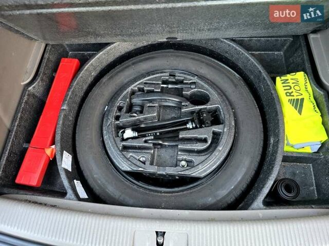 Черный Фольксваген Гольф Плюс, объемом двигателя 1.4 л и пробегом 217 тыс. км за 7900 $, фото 82 на Automoto.ua