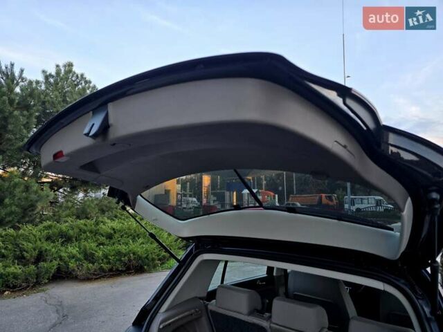 Черный Фольксваген Гольф Плюс, объемом двигателя 1.4 л и пробегом 217 тыс. км за 7900 $, фото 84 на Automoto.ua