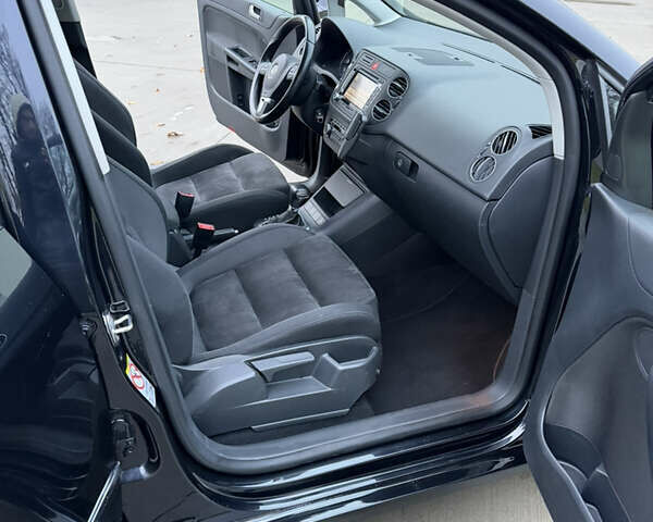 Чорний Фольксваген Golf Plus, об'ємом двигуна 1.4 л та пробігом 153 тис. км за 8200 $, фото 16 на Automoto.ua