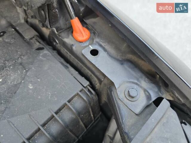 Черный Фольксваген Гольф Плюс, объемом двигателя 1.4 л и пробегом 217 тыс. км за 7900 $, фото 91 на Automoto.ua