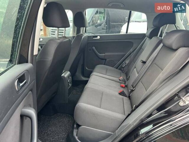 Черный Фольксваген Гольф Плюс, объемом двигателя 1.2 л и пробегом 201 тыс. км за 6780 $, фото 11 на Automoto.ua