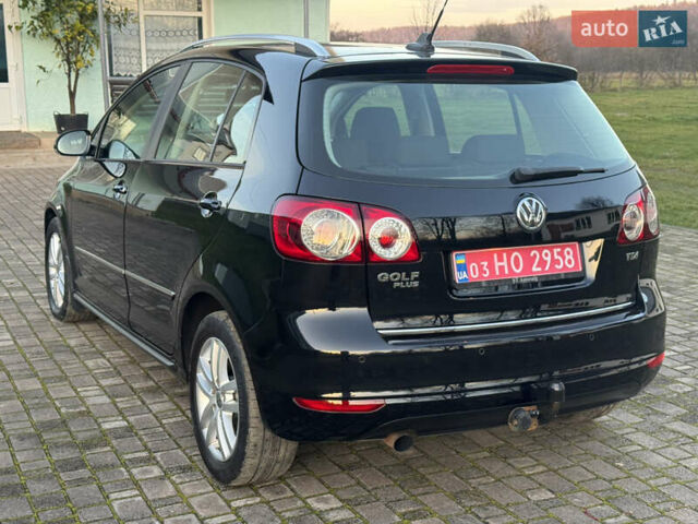 Черный Фольксваген Гольф Плюс, объемом двигателя 1.6 л и пробегом 147 тыс. км за 7950 $, фото 11 на Automoto.ua
