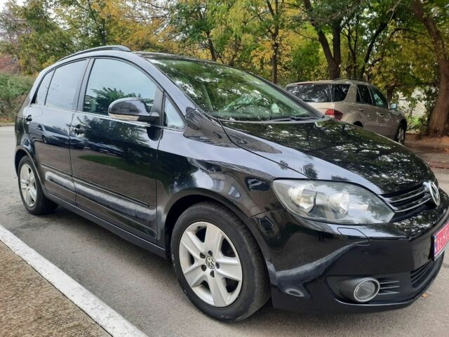 Черный Фольксваген Гольф Плюс, объемом двигателя 0 л и пробегом 157 тыс. км за 8333 $, фото 1 на Automoto.ua