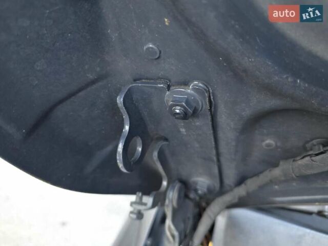 Черный Фольксваген Гольф Плюс, объемом двигателя 1.4 л и пробегом 217 тыс. км за 7900 $, фото 94 на Automoto.ua