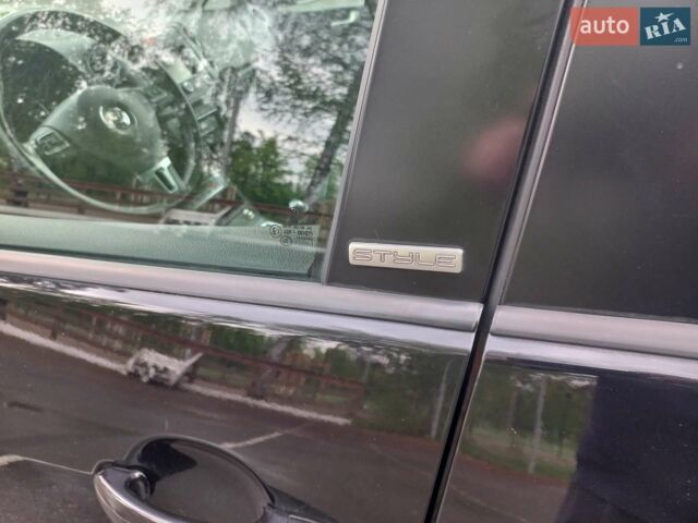 Черный Фольксваген Гольф Плюс, объемом двигателя 2 л и пробегом 272 тыс. км за 11500 $, фото 11 на Automoto.ua