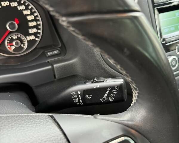 Черный Фольксваген Гольф Плюс, объемом двигателя 1.39 л и пробегом 213 тыс. км за 8590 $, фото 29 на Automoto.ua