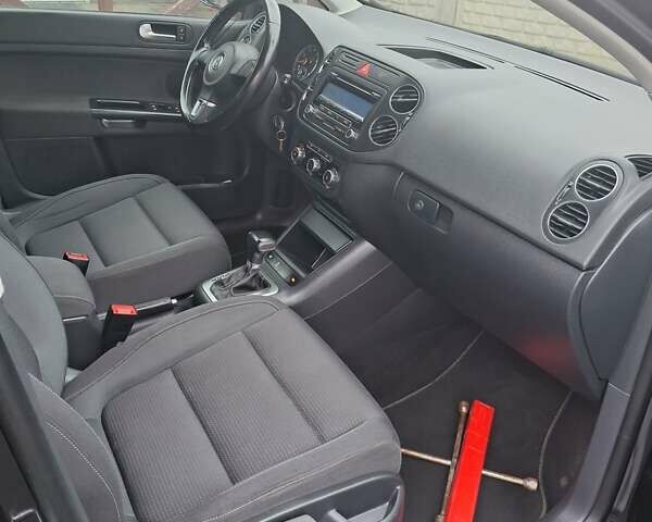 Черный Фольксваген Гольф Плюс, объемом двигателя 1.4 л и пробегом 178 тыс. км за 8600 $, фото 11 на Automoto.ua