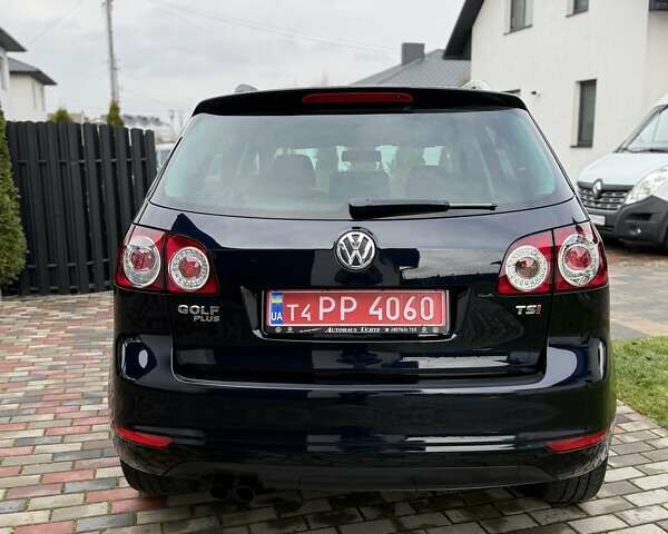 Черный Фольксваген Гольф Плюс, объемом двигателя 1.39 л и пробегом 213 тыс. км за 8590 $, фото 2 на Automoto.ua