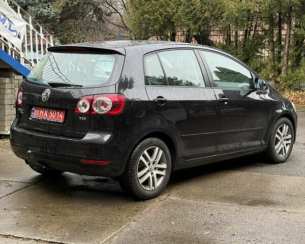 Черный Фольксваген Гольф Плюс, объемом двигателя 1.6 л и пробегом 221 тыс. км за 8700 $, фото 8 на Automoto.ua
