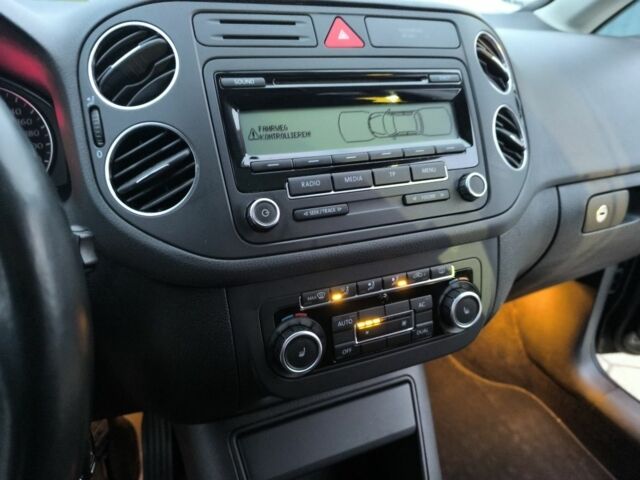 Черный Фольксваген Гольф Плюс, объемом двигателя 0 л и пробегом 173 тыс. км за 8650 $, фото 7 на Automoto.ua