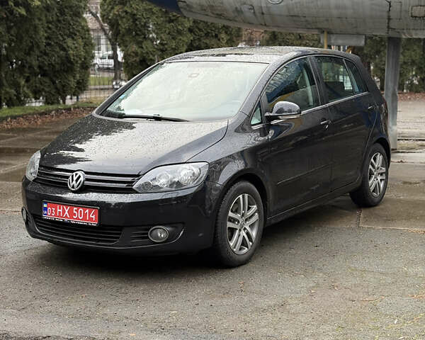 Черный Фольксваген Гольф Плюс, объемом двигателя 1.6 л и пробегом 221 тыс. км за 8700 $, фото 5 на Automoto.ua