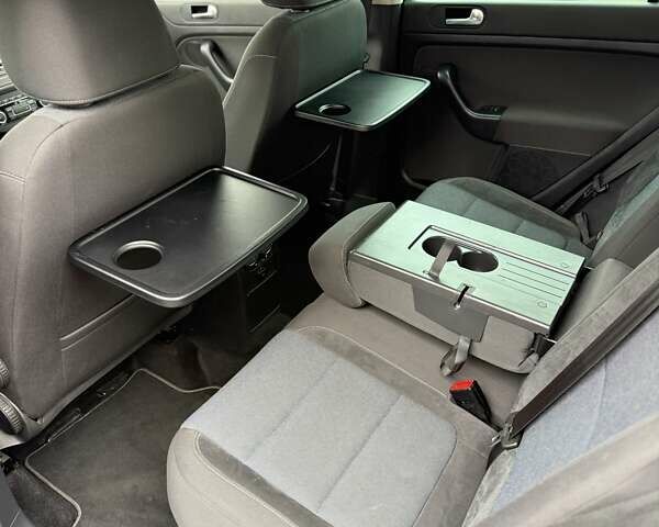 Черный Фольксваген Гольф Плюс, объемом двигателя 1.39 л и пробегом 213 тыс. км за 8590 $, фото 16 на Automoto.ua