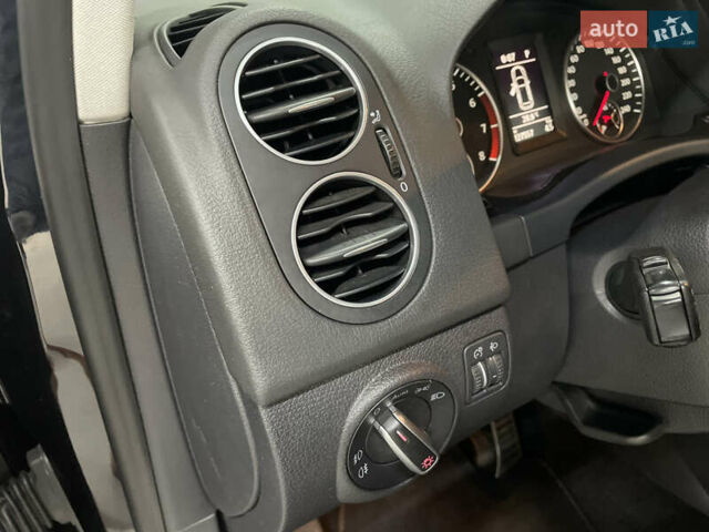 Фольксваген Гольф Плюс 2011 в Стрые на Automoto.ua Черный Фольксваген Гольф Плюс, объемом двигателя 1.4 л и пробегом 227 тыс. км за 8950 $, фото 65 на Automoto.ua