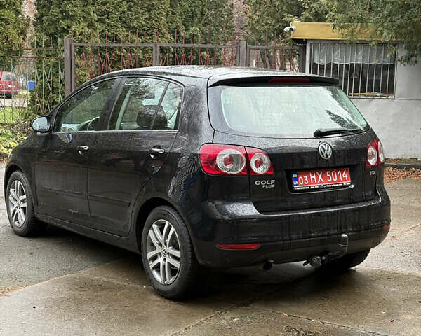 Черный Фольксваген Гольф Плюс, объемом двигателя 1.6 л и пробегом 221 тыс. км за 8700 $, фото 6 на Automoto.ua