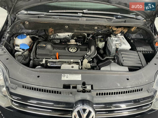 Фольксваген Гольф Плюс 2011 в Стрые на Automoto.ua Черный Фольксваген Гольф Плюс, объемом двигателя 1.4 л и пробегом 227 тыс. км за 8950 $, фото 21 на Automoto.ua