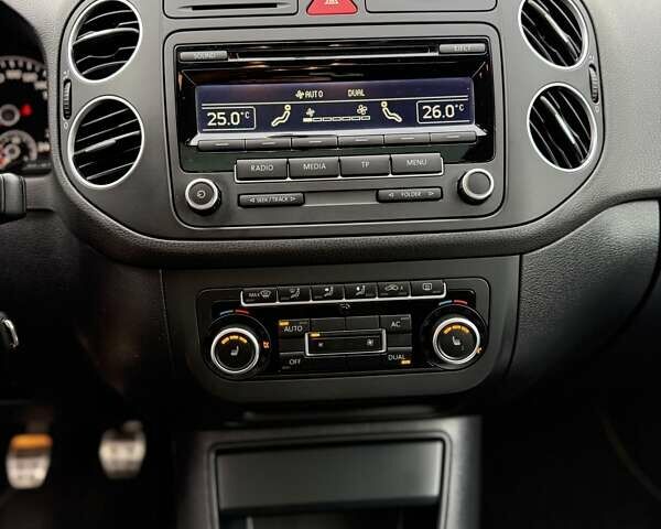 Черный Фольксваген Гольф Плюс, объемом двигателя 1.39 л и пробегом 213 тыс. км за 8590 $, фото 32 на Automoto.ua