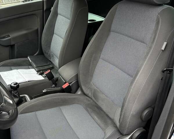 Черный Фольксваген Гольф Плюс, объемом двигателя 1.39 л и пробегом 213 тыс. км за 8590 $, фото 22 на Automoto.ua