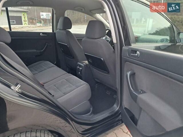 Черный Фольксваген Гольф Плюс, объемом двигателя 1.6 л и пробегом 278 тыс. км за 6999 $, фото 46 на Automoto.ua