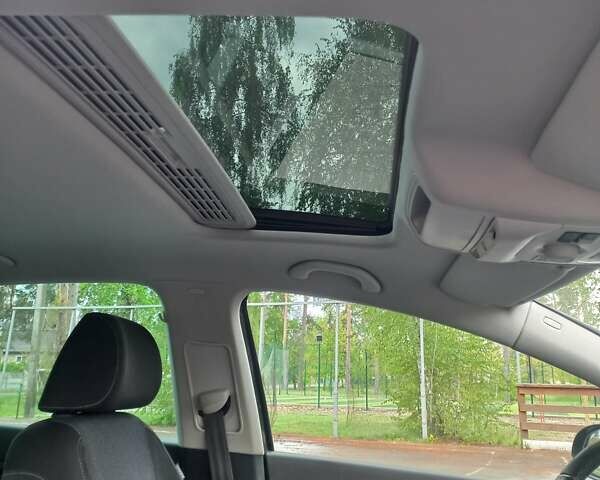 Черный Фольксваген Гольф Плюс, объемом двигателя 2 л и пробегом 272 тыс. км за 11500 $, фото 10 на Automoto.ua