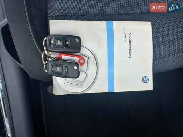 Черный Фольксваген Гольф Плюс, объемом двигателя 2 л и пробегом 272 тыс. км за 11500 $, фото 27 на Automoto.ua