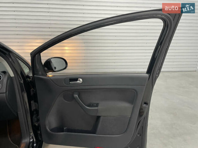 Фольксваген Гольф Плюс 2011 в Стрые на Automoto.ua Черный Фольксваген Гольф Плюс, объемом двигателя 1.4 л и пробегом 227 тыс. км за 8950 $, фото 57 на Automoto.ua